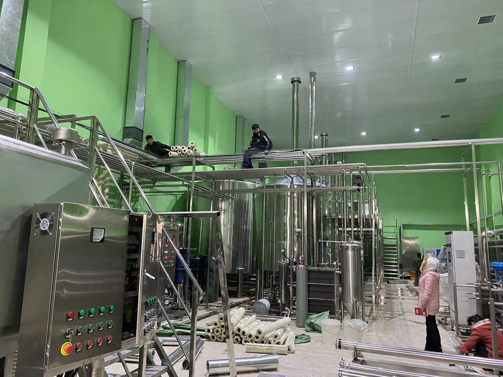 海南精酿啤酒设备厂—精酿啤酒设备制造：传承工艺与创新科技的交融